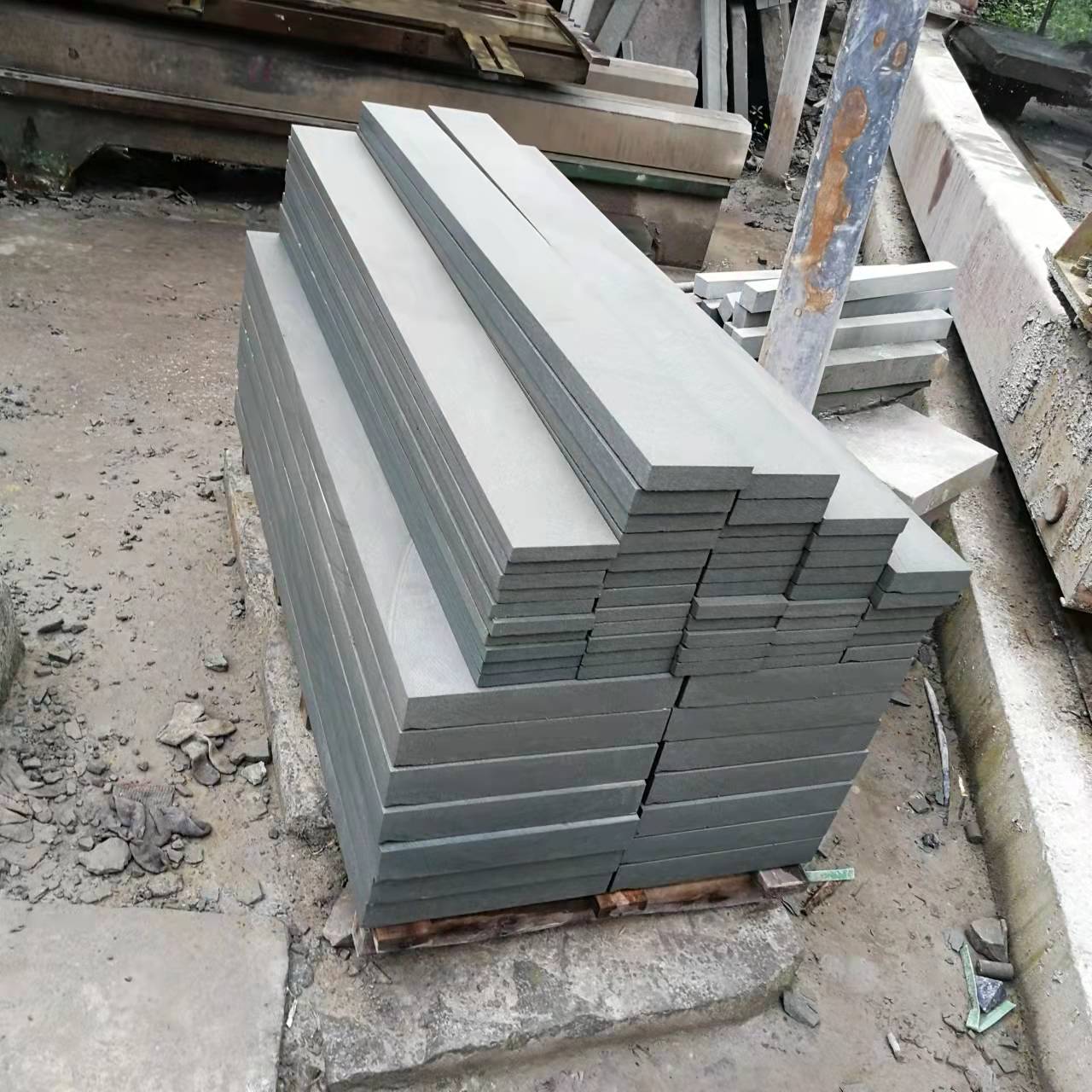 在建筑施工使用中青石板有哪些作用？